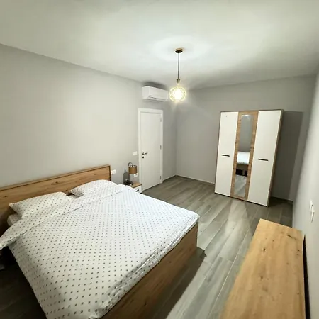 For Up To 3 Guests Daire